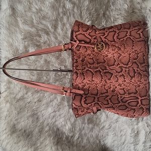 Michael Kors tote